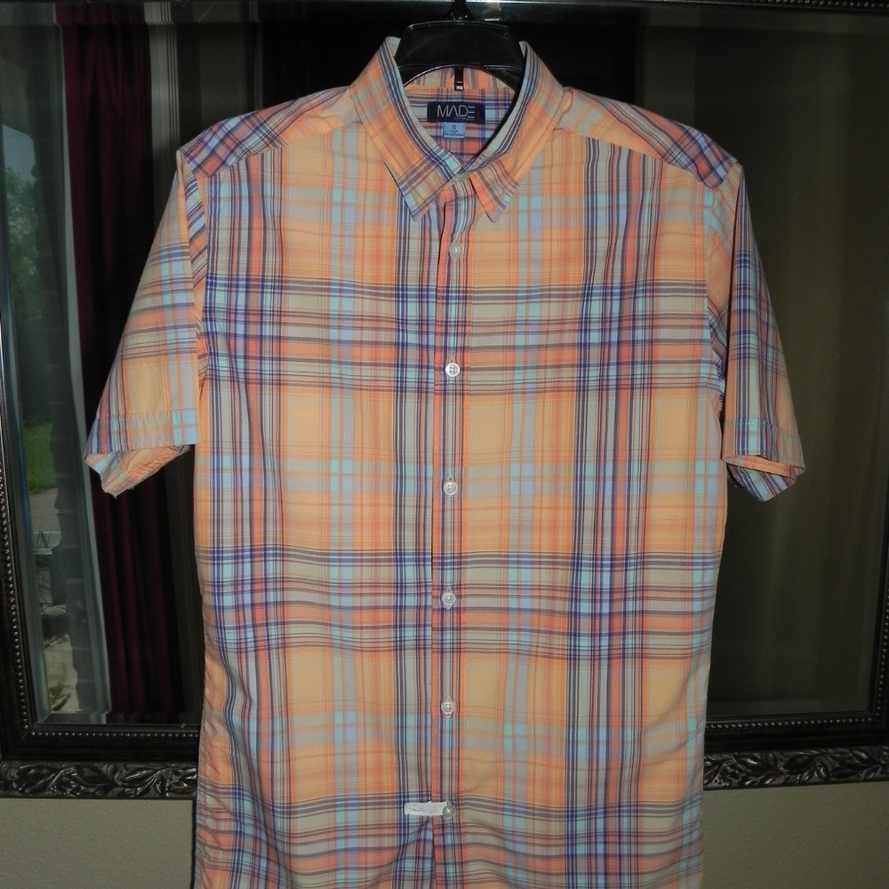 MADE Button Down Short Sleeve size Small